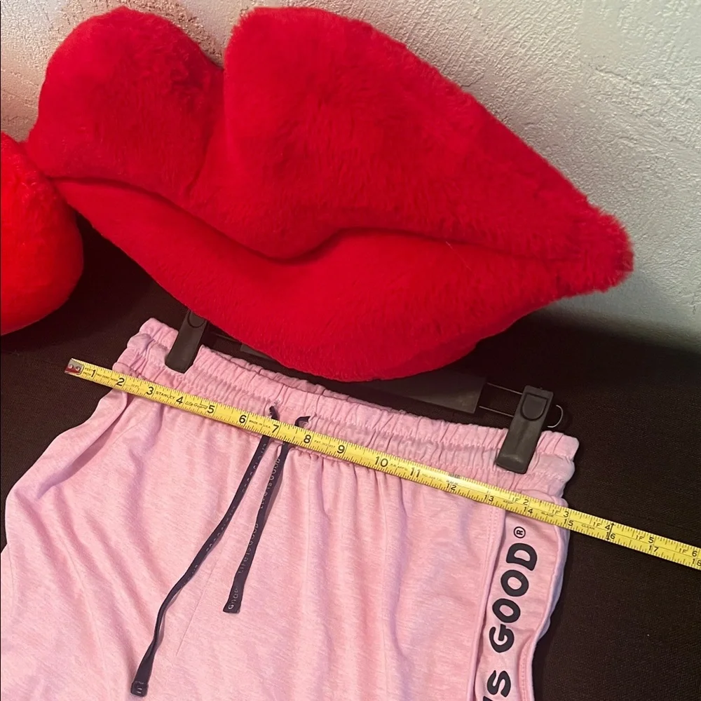 #1401**Life is Good Women's Pink Shorts - Picture 3 of 11